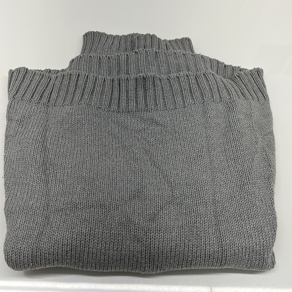 Authentic Fire + Ice Grey Sweater- Size Medium - Picture 3 of 6